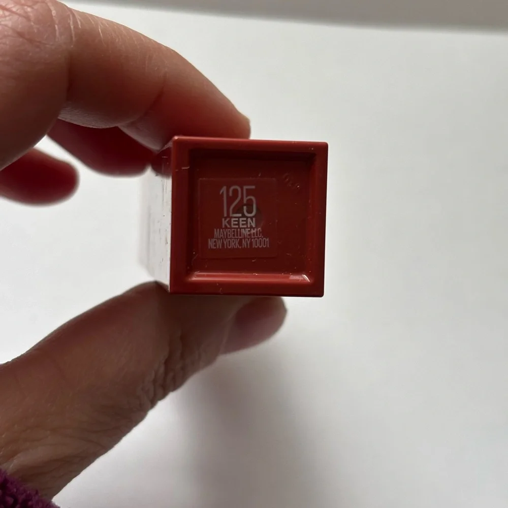 New maybelline vinyl ink super stay lipstick shade 125 keen